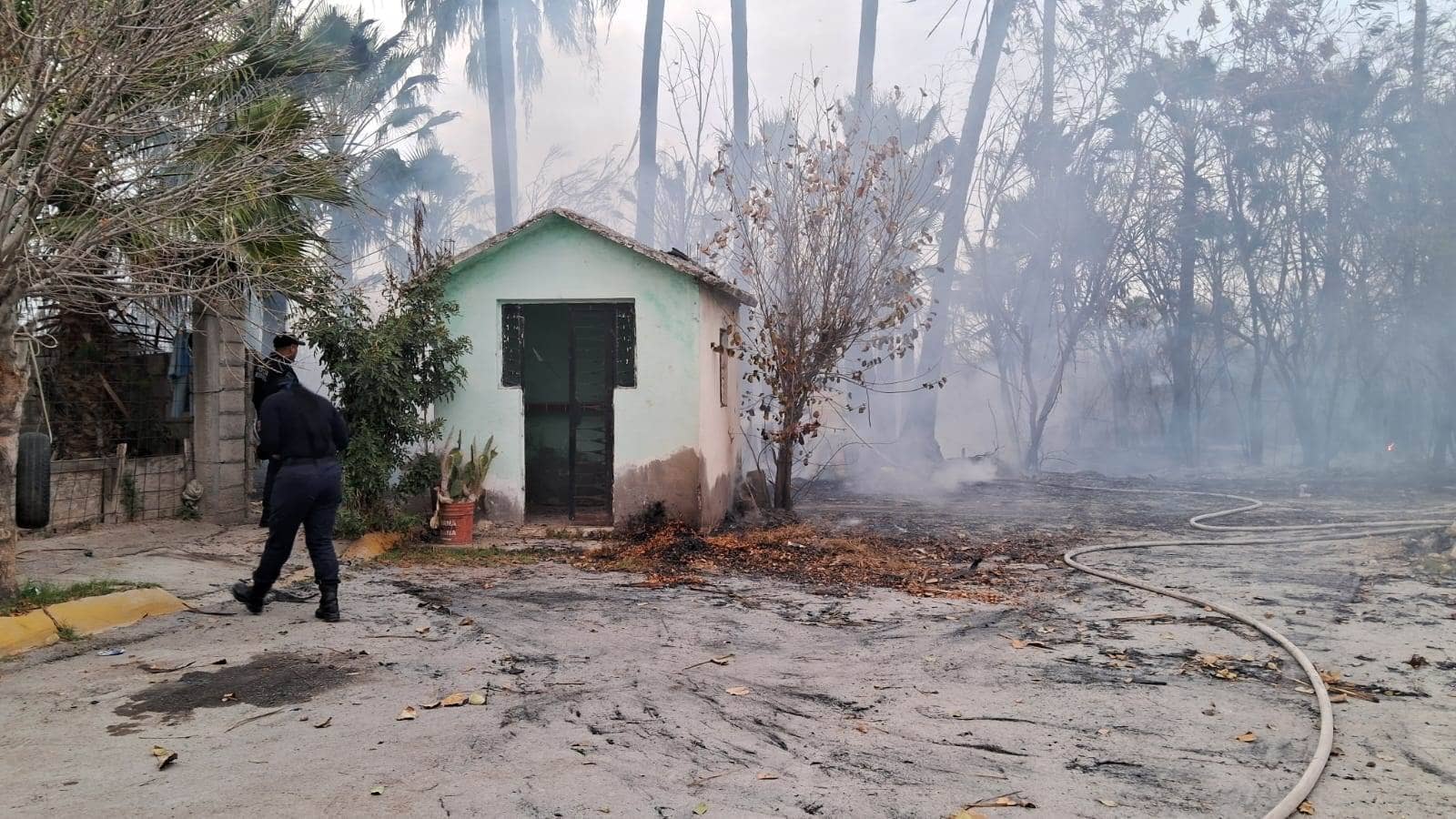 Prenden fuego a casa abandonada