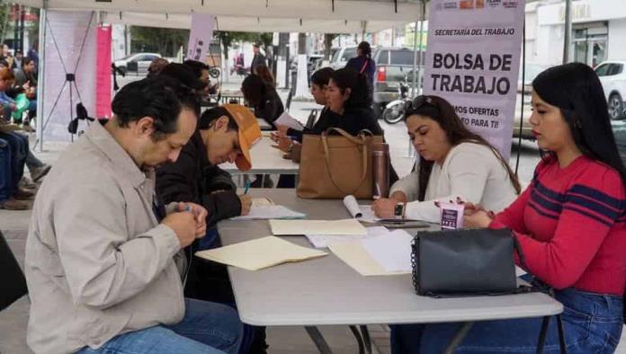 Impulsan Monclova con feria del empleo