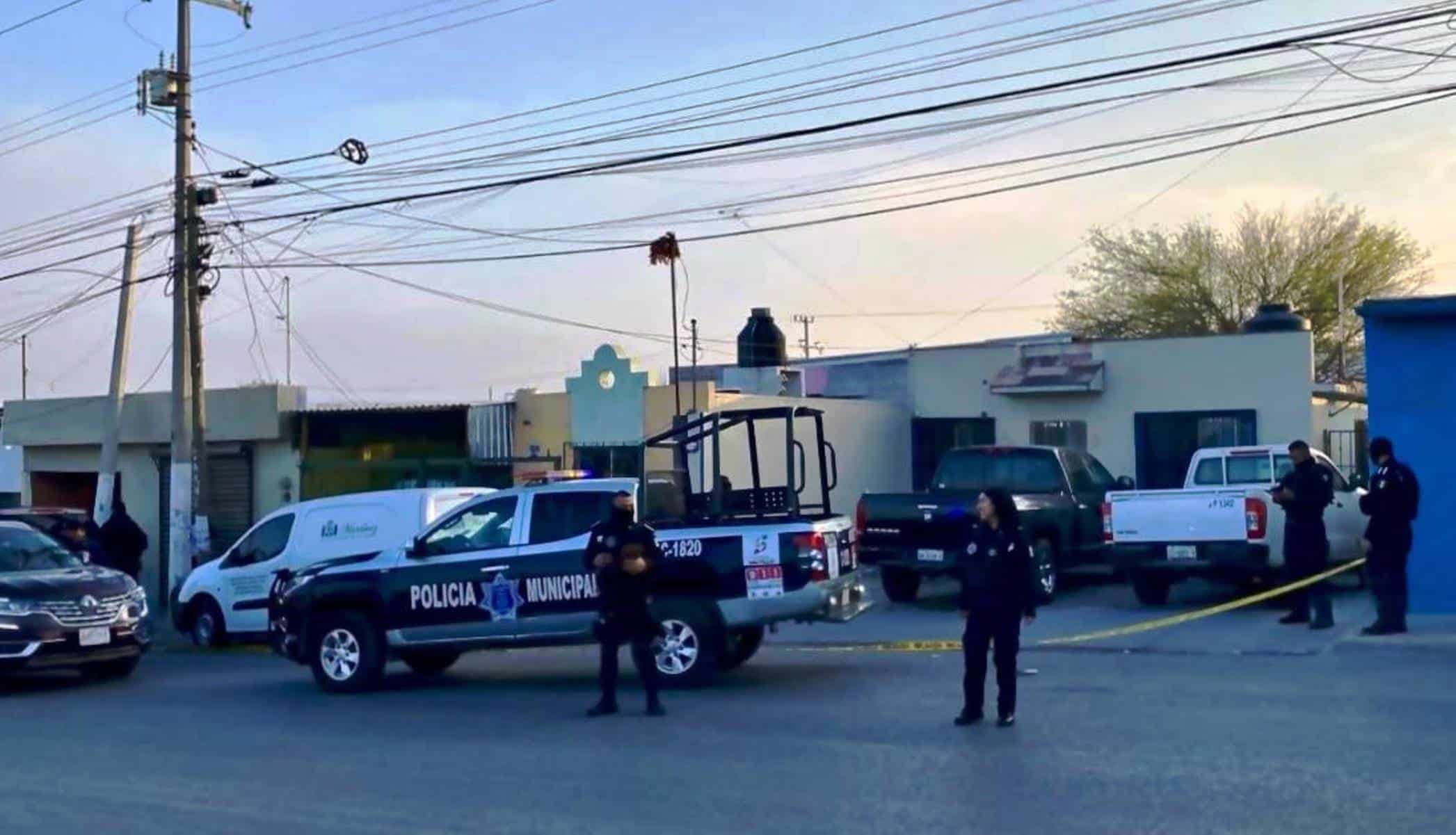 Paramédicos de la Cruz Roja confirmaron el deceso de un hombre que sufrió un aparente infarto en la colonia Morelos.