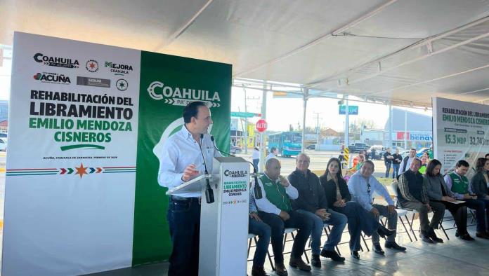 Gobernador Manolo Jiménez entrega obra de rehabilitación del libramiento en Ciudad Acuña