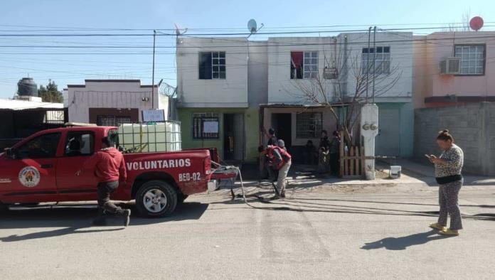 Arde vivienda por corto circuito