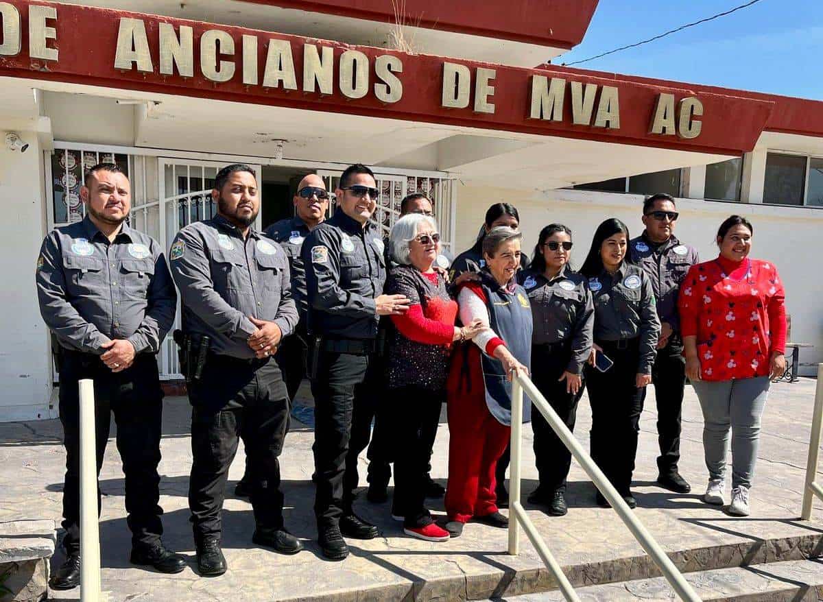 Agentes de la AIC llevan amor y compañía a adultos mayores en San Valentín