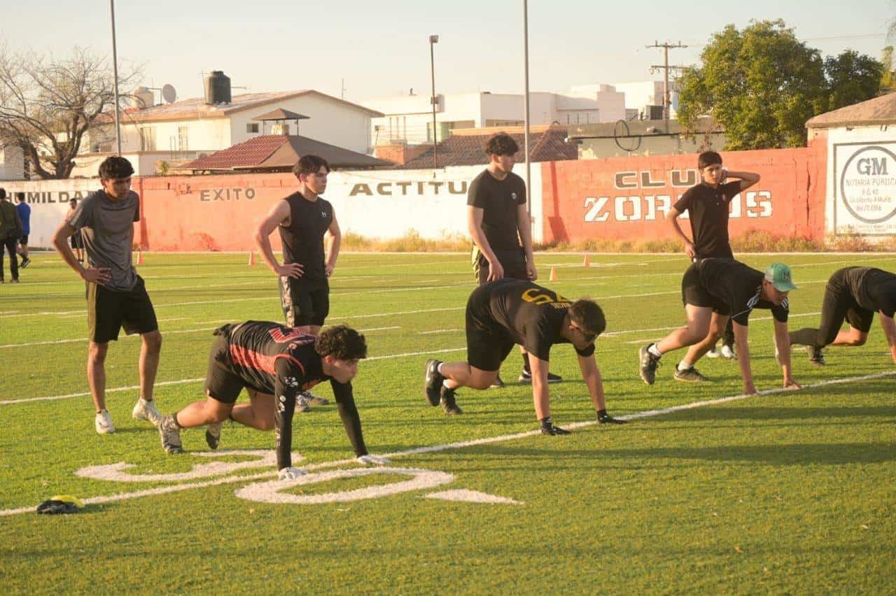 Tigres de la UANL entrenan en Monclova