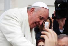 Salud del Papa Francisco es complicada: Vaticano