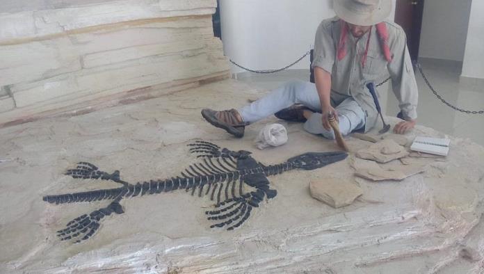 Va Múzquiz a Congreso de Paleontología