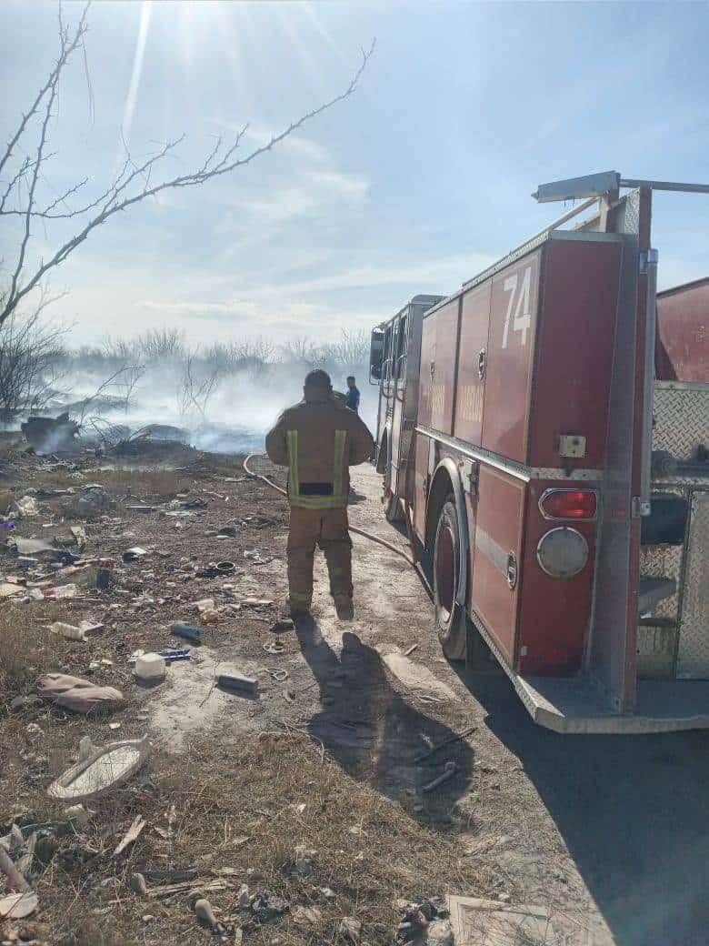 Controlan Incendio Forestal en Allende con el Apoyo de Bomberos de Morelos