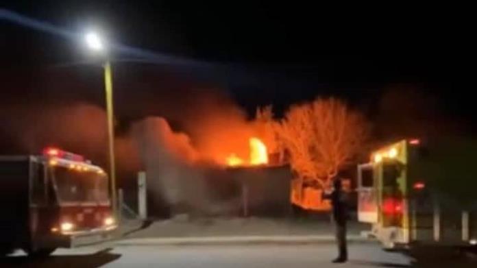 Incendio consume vivienda en ejido Tío Pío Incendio consume vivienda en ejido Tío Pío