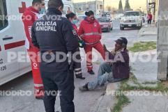 Se queda abuelito tirado en banqueta 