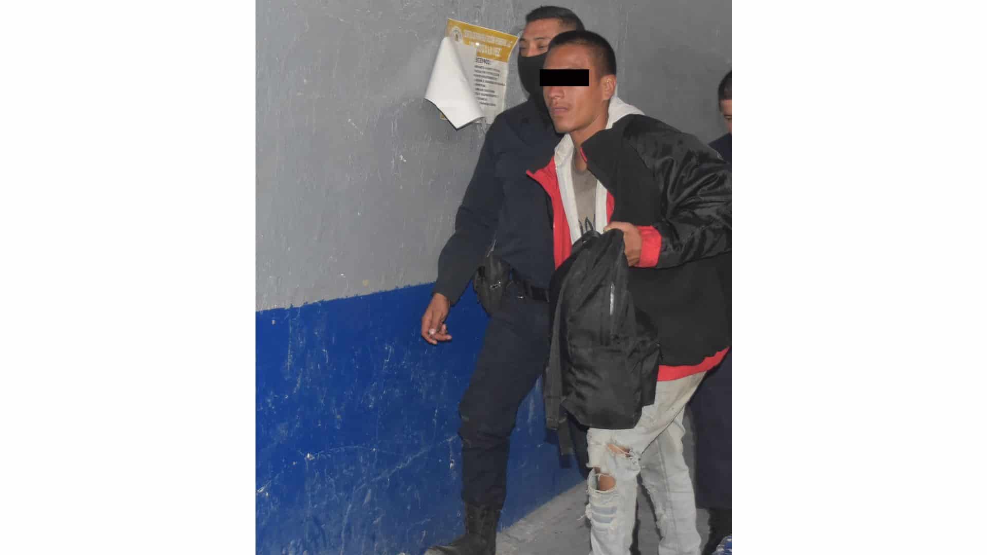 Andaba de encajoso en la fayuca