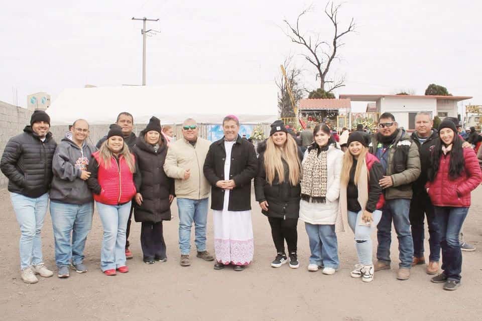 Recibieron integrantes de Fundación Bravitos bendición por parte del Obispo.