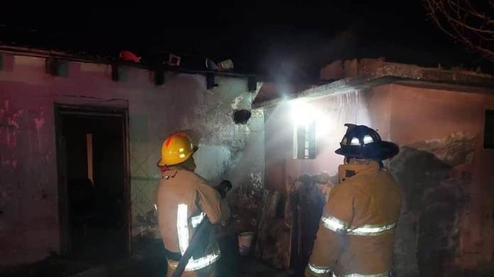 Investigan posible incendio intencional en vivienda de Morelos Investigan posible incendio intencional en vivienda de Morelos