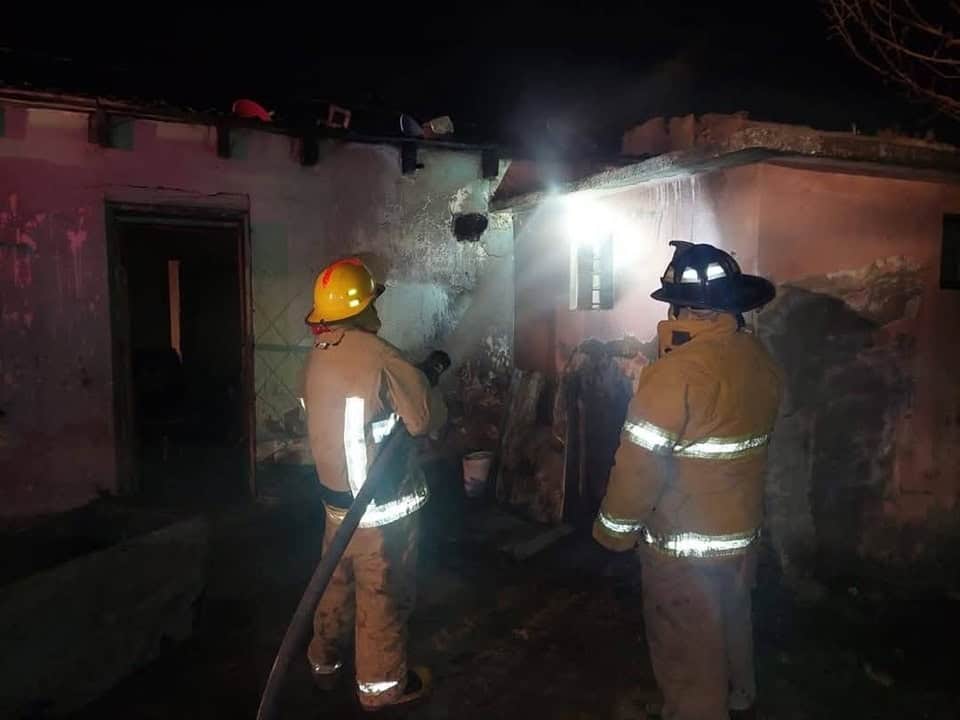 Investigan posible incendio intencional en vivienda de Morelos