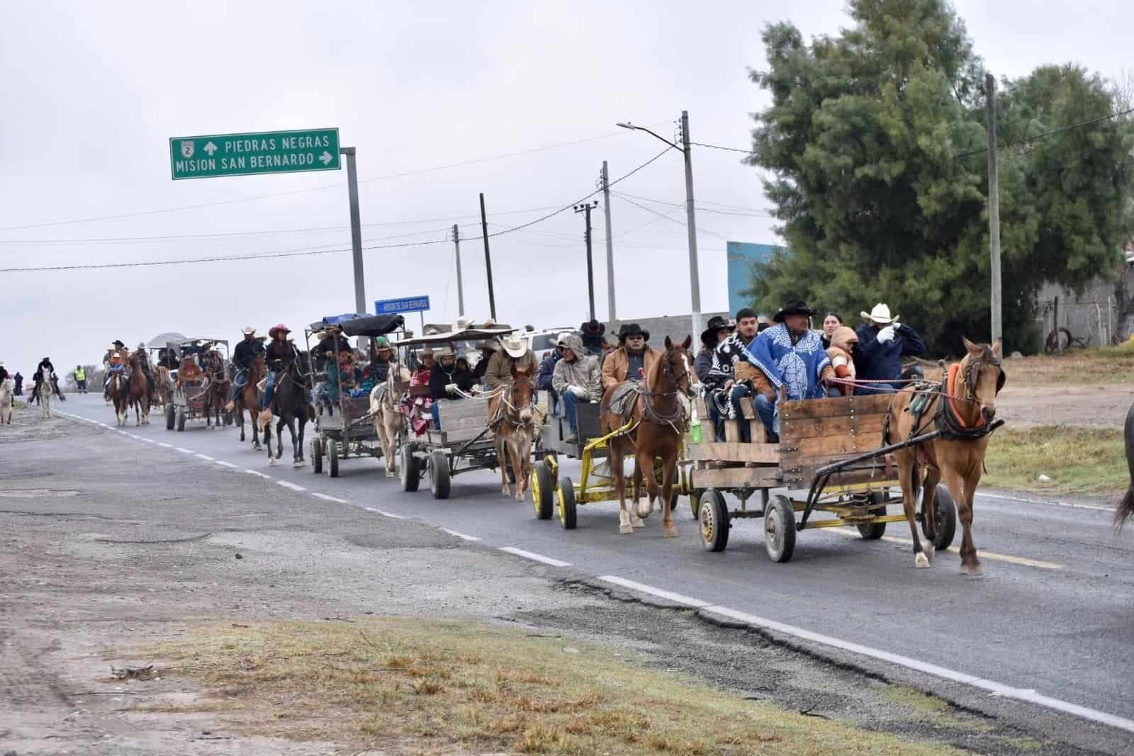 Así Inició la Cabalgata Nava 2025 con Homenaje a "Cartero" Rodríguez