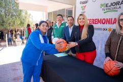 Conmemora Castaños Día de la Bandera de México