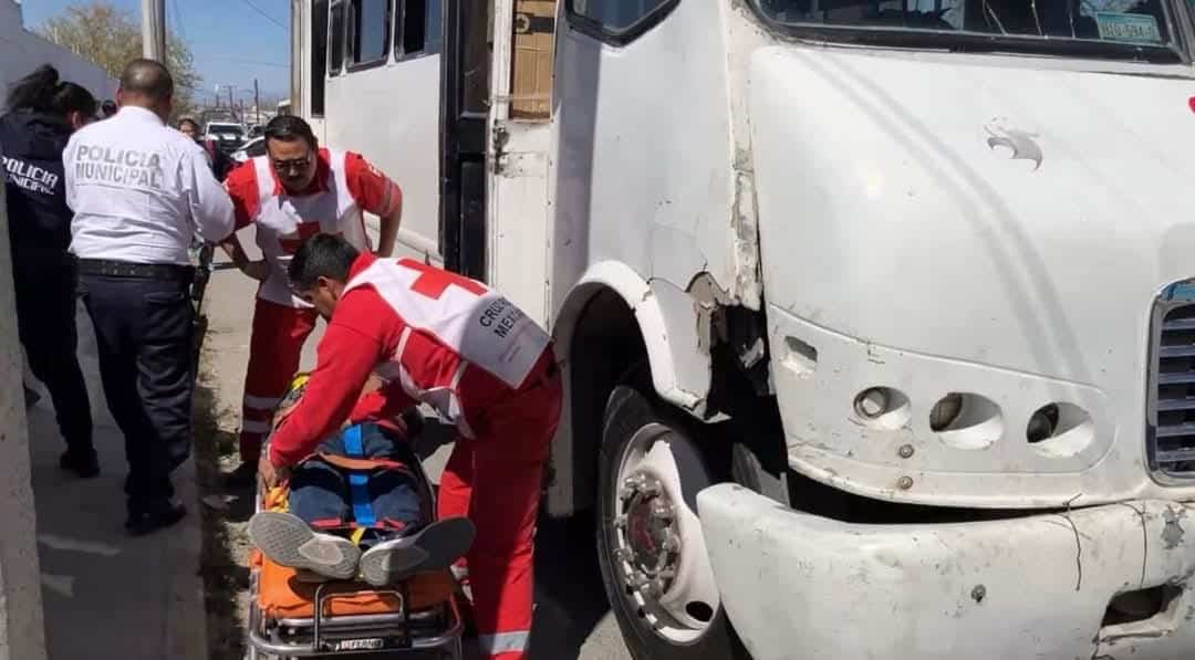 Concesionario y operador de la Ruta Calle 11, Juan Huitrón resbaló de la unidad número 20.