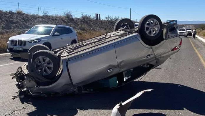 MUJER RESULTA LESIONADA EN VOLCADURA EN LA CARRETERA FEDERAL 57