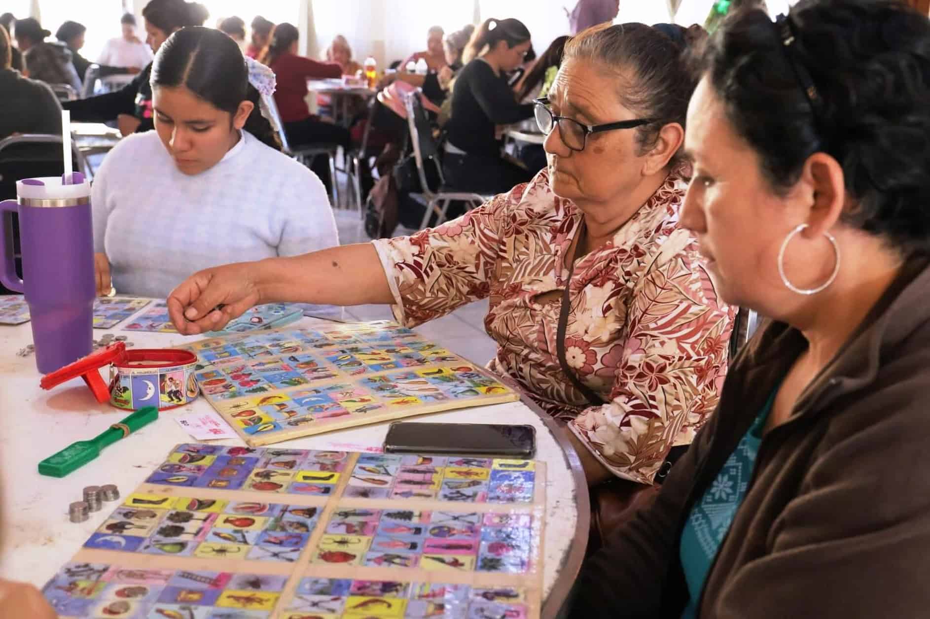 Un éxito la lotería de beneficencia que organizó el DIF