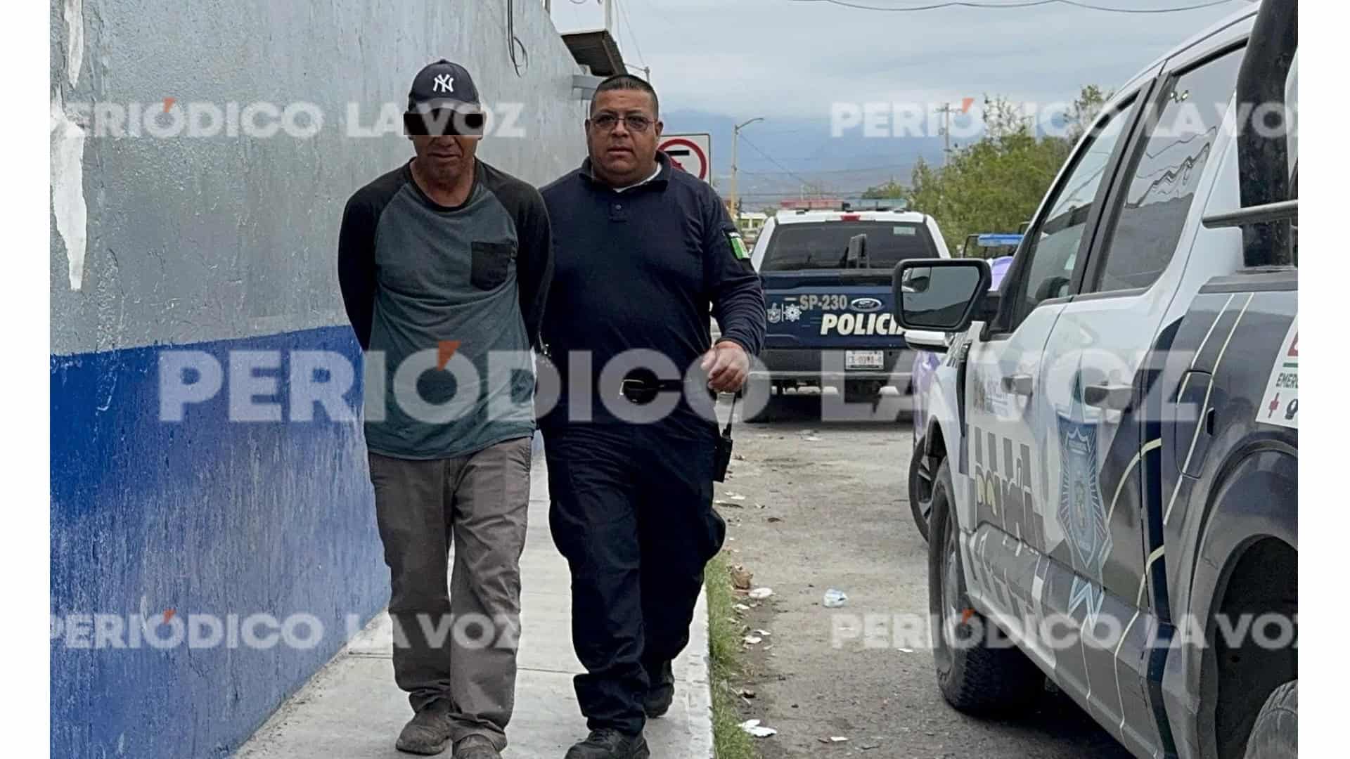 Perfecto husmeaba a su vecina cuando fue capturado por la Policía.