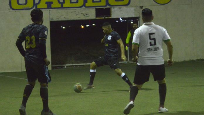 Real Castaños goleó y va a la final