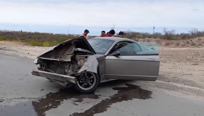 Se registra aparatoso choque sin lesionados en bulevar Los Olivos