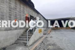 Investigación en marcha tras incendio en la Bodega Aurrerá de Frontera