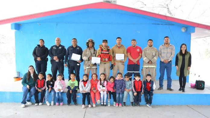 Realizan Simulacro en el Jardín de Niños Bartolomé de Medina de Nava Realizan Simulacro en el Jardín de Niños Bartolomé de Medina de Nava