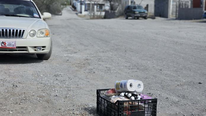 Denuncian despojo de pensión a adulto mayor en Castaños