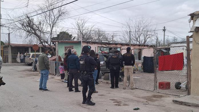 Cateo en la colonia San Joaquín deja siete detenidos