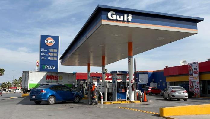 Ajustarán gasolineros precio del combustible