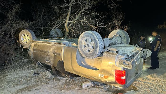 Accidente en camino terracería de Ciudad Acuña deja a conductora lesionada