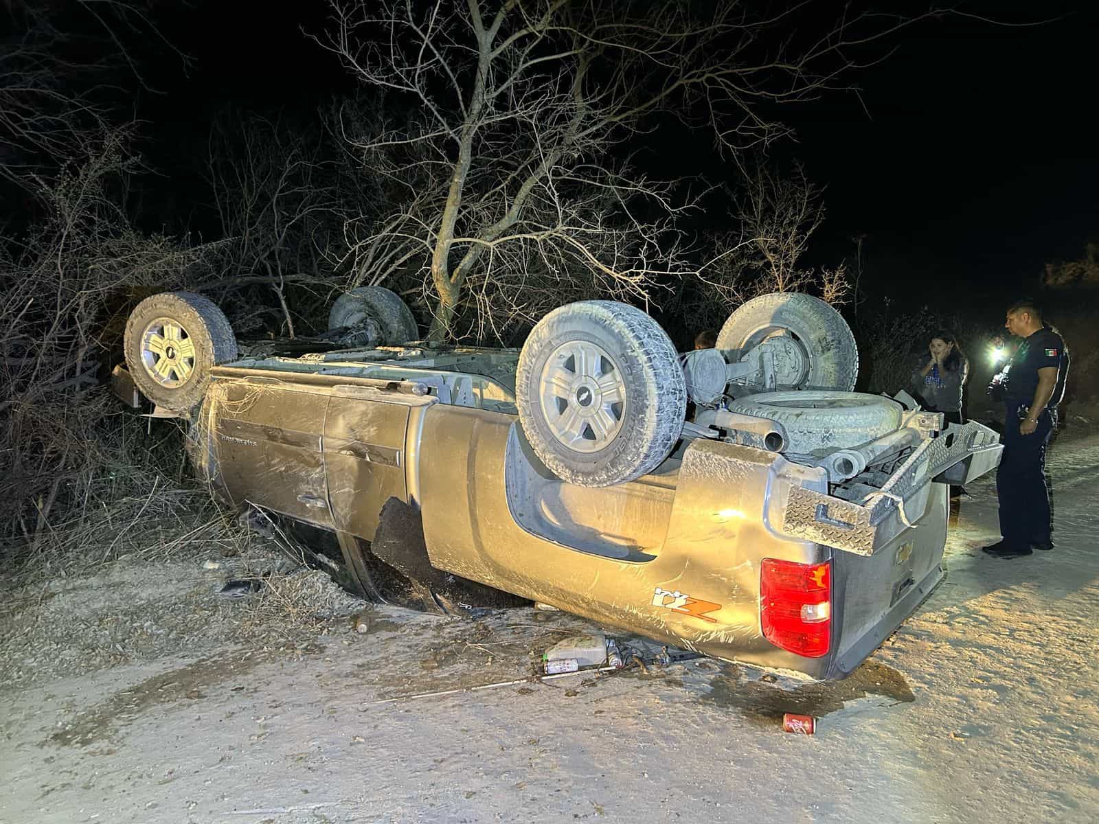 Accidente en camino terracería de Ciudad Acuña deja a conductora lesionada