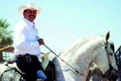 Lo amenazan de muerte por un caballo