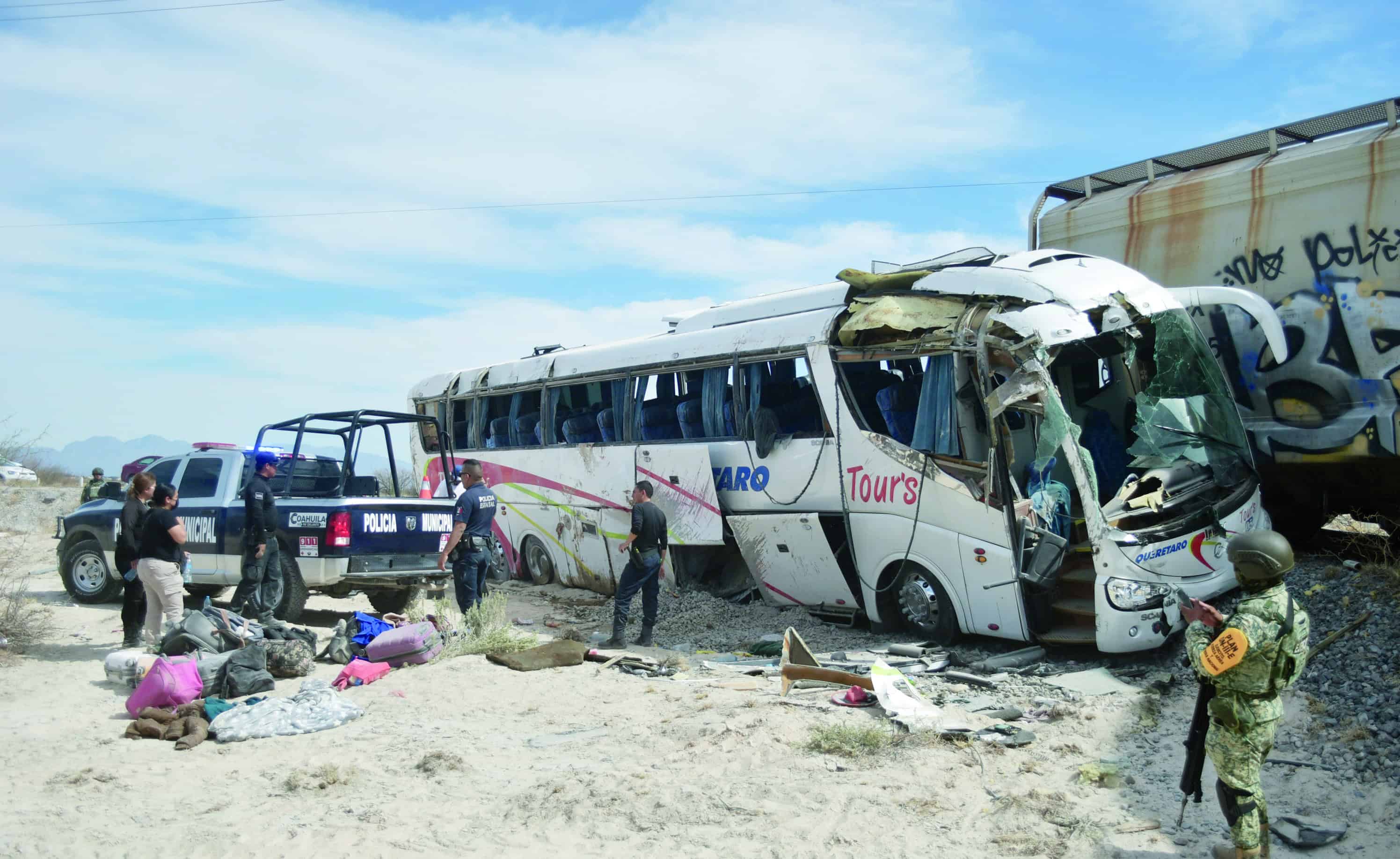 ¡Camionazo! 23 lesionados