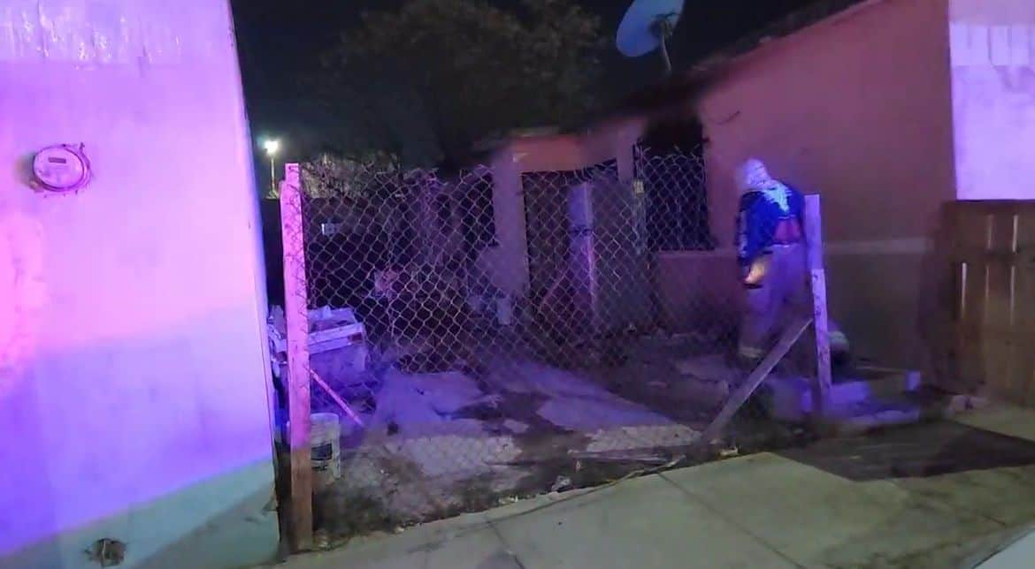 Incendio consume vivienda en Ciudad Acuña