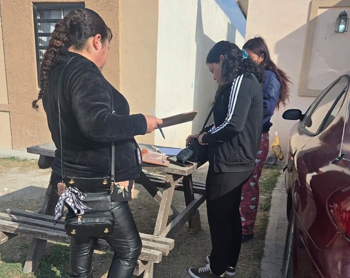 Ciudadanos se suman al Registro Canino en Nava