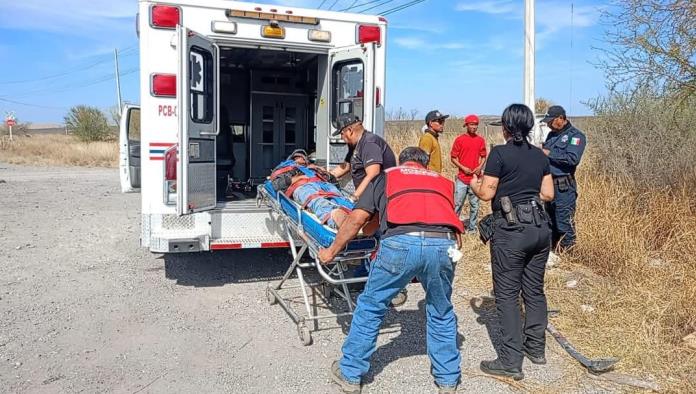 Motociclista resulta herido en accidente en la carretera estatal 22