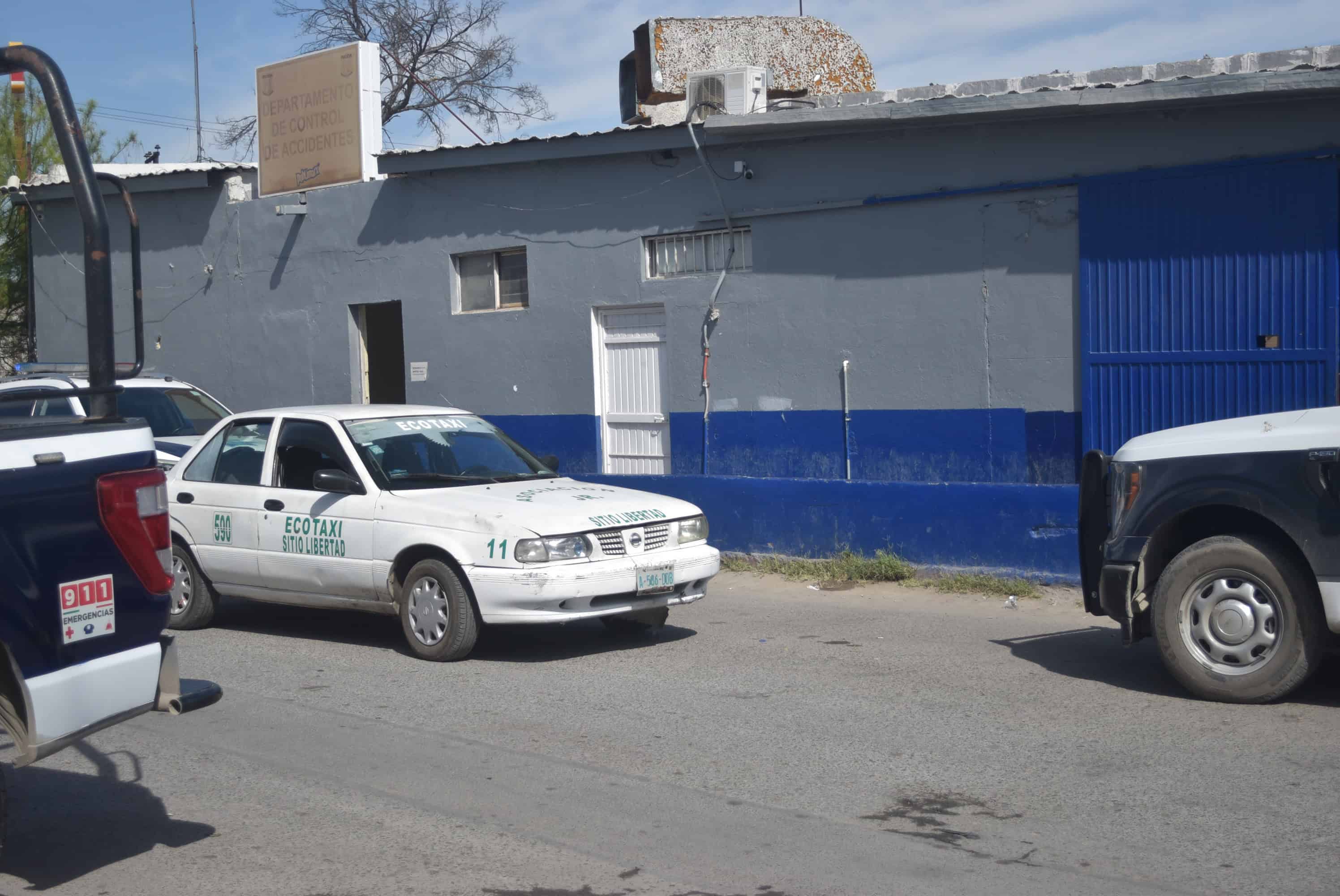 Le arma pancho a taxista