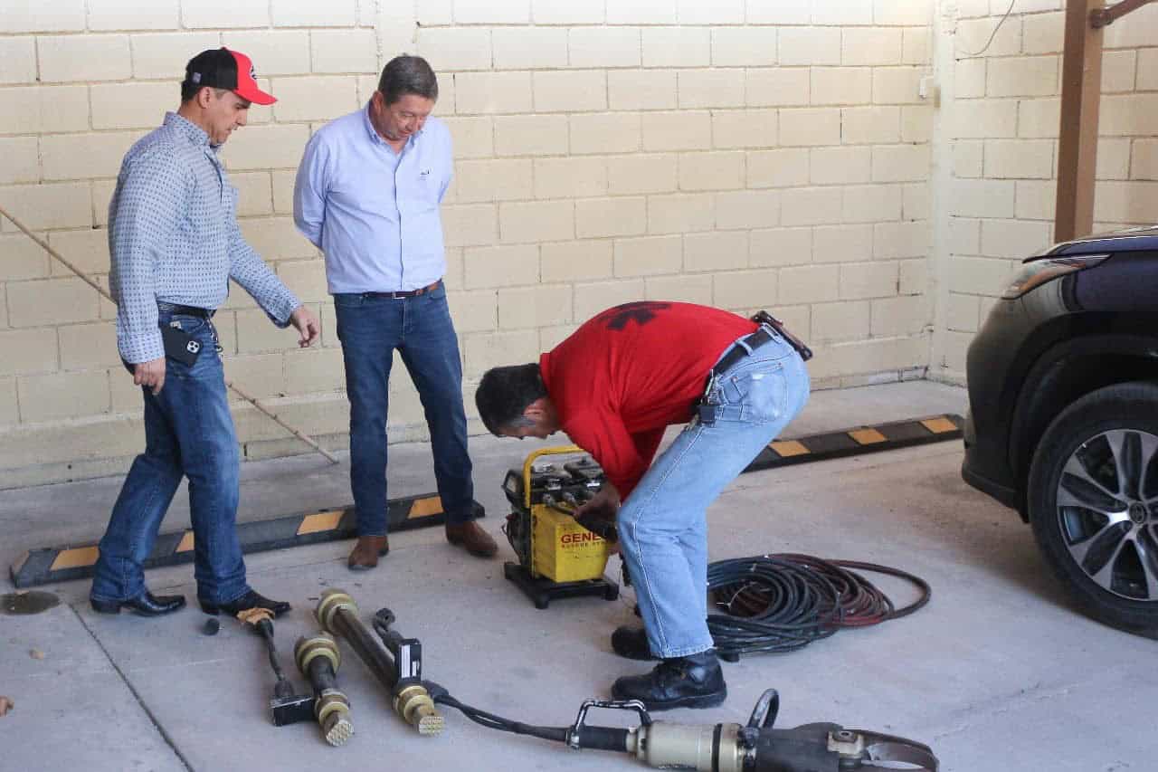 Transportes ODEL Dona Tijeras de la Vida a Bomberos y Protección Civil de Allende