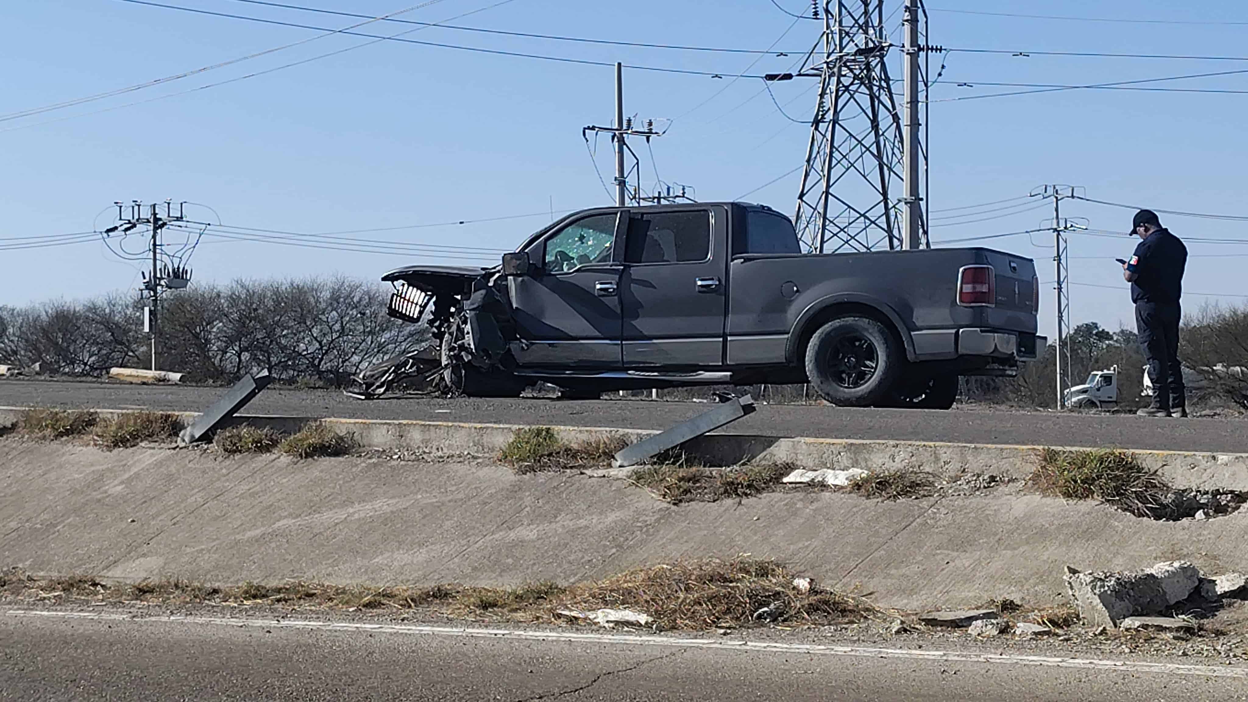 TRAGEDIA: Muere Mujer en Encontronazo en Puente Vehicular de Nava