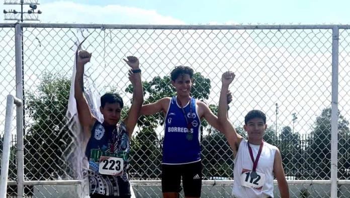 Felicita municipio al destacado atleta de 22 años