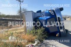 ‘Acuesta’ camión cargado con toallitas