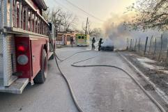 Se incendia camioneta en Zaragoza; pérdida total