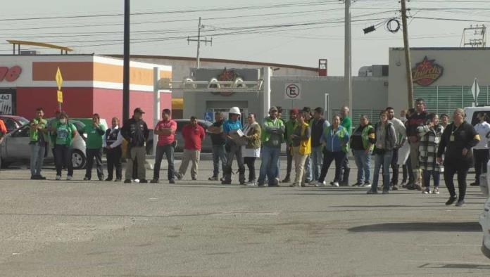 Realizan simulacro en Bodega Aurrerá