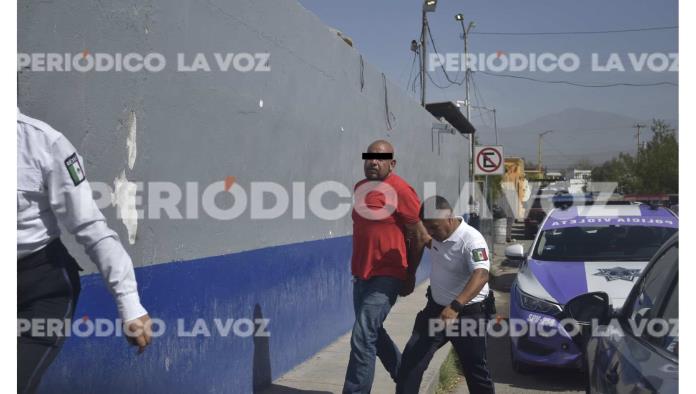 Frustran Tránsitos robo de automóvil