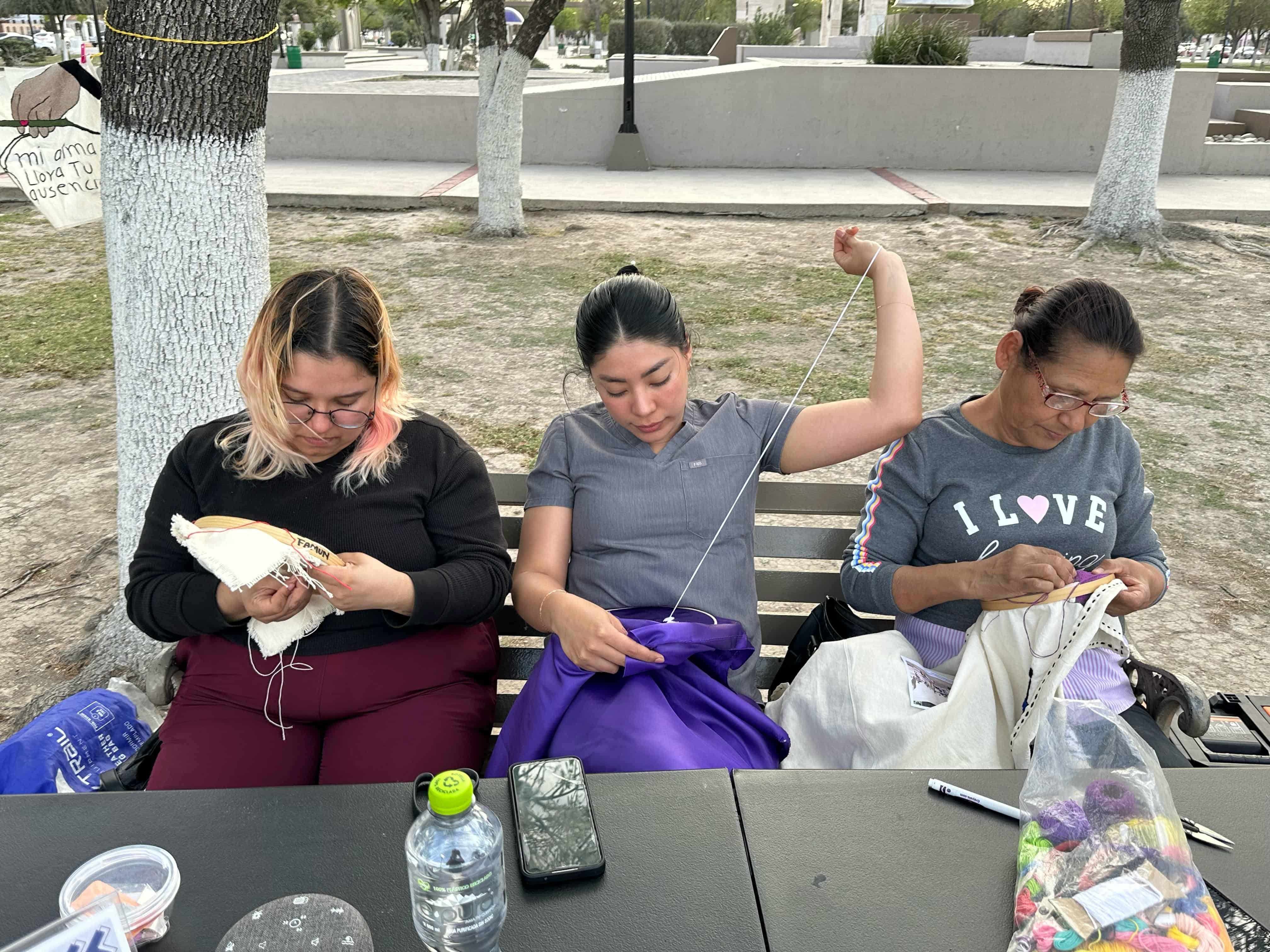 Exhiben a DEUDORES ALIMENTICIOS y Desaparecidos en la Macroplaza de Piedras Negras