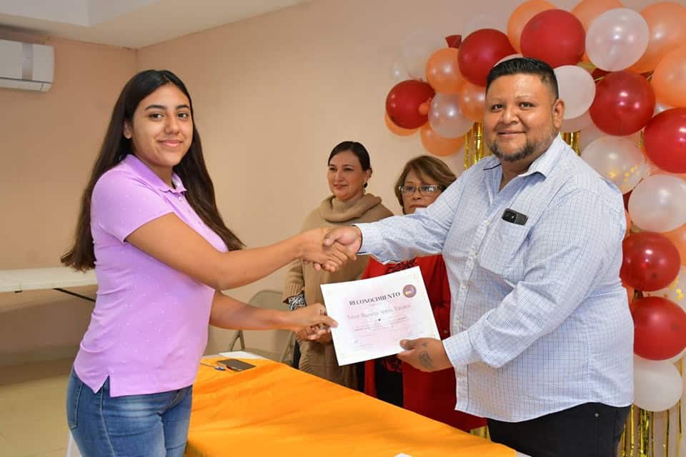 Concluye Curso de Alaciado Permanente con Gran Éxito en Allende