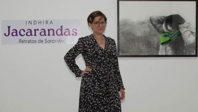Indhira trasciende fronteras con arte