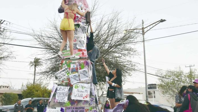 Termina en vandalismo, marcha de la mujer