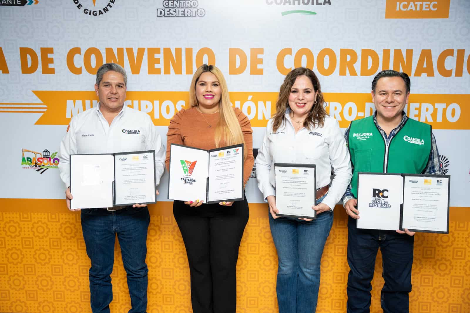 Firman convenio Castaños a ICATEC