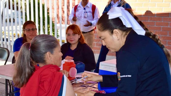 Brigada Ciudadana en Nava ofrece servicios gratuitos a la población